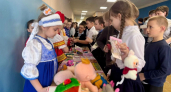 В школе №31 прошла благотворительная ярмарка: часть средств направили участникам СВО и на лечение ребёнка